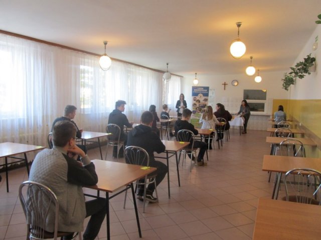 Powiatowy Konkurs Matematyczny dla uczniów gimnazjum